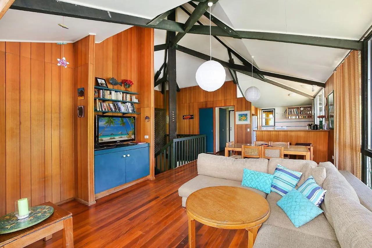 Ngungun St 14 Dicky Beach Apartment Caloundra