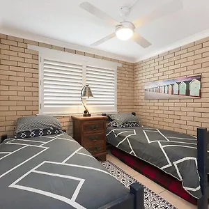 Shipton Unit 3 Moffat Qld Holiday home